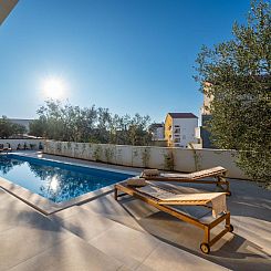 Vakantiehuis Elegante Villa Cataleya mit privatem Pool und S