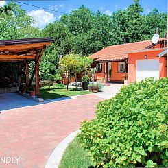 Vakantiehuis Nettes Ferienhaus in Matulji mit Eigener Terras
