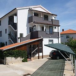 Appartement Apartment mit einem kleinen Wohn- und Essbereich