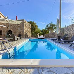 Vakantiehuis "Villa Vrh" mit eigenem Pool