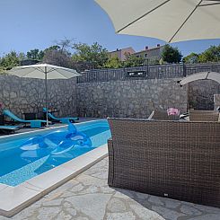 Vakantiehuis Luxuriöse Villa mit Pool, großem mediterranen