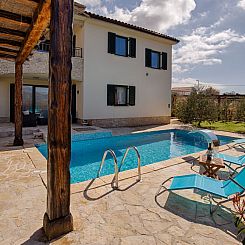 Vakantiehuis Villa "Oleandar" mit Schwimmbad und Meerblick
