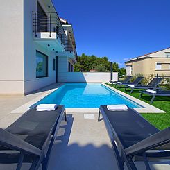 Vakantiehuis "Lana" mit Schwimmbad