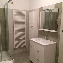 Appartement Erdgeschosswohnung mit Terrasse für sechs Perso