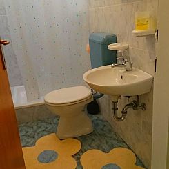 Appartement in Kampor mit Privatparkplatz