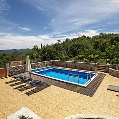 Vakantiehuis Geräumiges Ferienhaus in Brseč mit Privatem P
