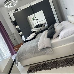 Appartement Fiorino Apartment-Studio Rijeka mit Balkon