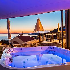 Vakantiehuis Exklusive und stilvolle Meerblick-Inselvilla