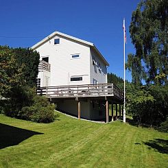 Vrijstaande woning in Stranda