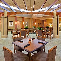 Holiday Inn Philadelphia South-Swedesboro, an IHG Hotel