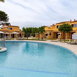 Apartamentos Ses Anneres