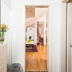 Appartement in Dornbach mit Privater Terrasse
