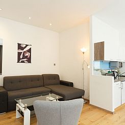 Appartement in Fünfhaus mit Garten