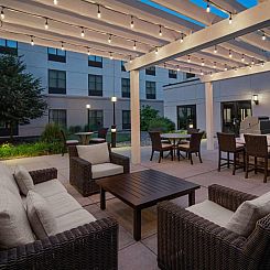 Homewood Suites by Hilton Carle Place