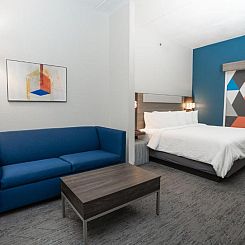 Holiday Inn Express Hotel & Suites Orange City - Deltona, an