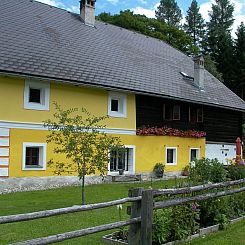 Appartement Erdgeschosswohnung in 320 Jahre altem Haus