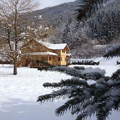Vakantiehuis Komfortables Vollholzhaus in Fischertratten