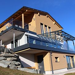 Vakantiehuis Freistehendes Ferienhaus mit Blick auf den See