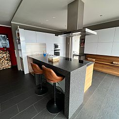 Vakantiehuis Freistehendes Ferienhaus mit Blick auf den See