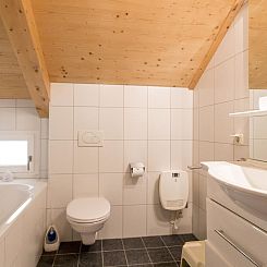 Vakantiehuis # 139 mit 4 Schlafzimmern & Sprudelbad
