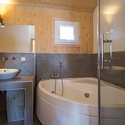 Vakantiehuis #18 mit Sauna und Sprudelbad innen
