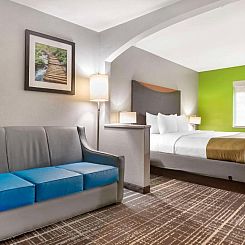 Quality Inn & Suites Birmingham - Highway 280