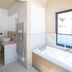 Vakantiehuis Premium # 09 mit Sauna & Swim Spa