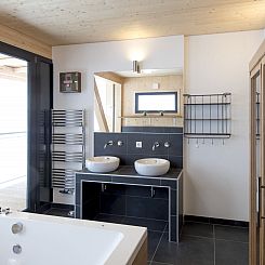 Appartement Superior #8 Sauna & Sprudelwanne innen