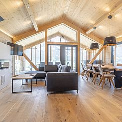 Vakantiehuis Premium mit 4 Schlafzimmern,Sauna&Pool