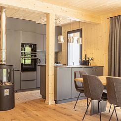 Vakantiehuis mit 4 Schlafzimmern mit Sauna & Kamin
