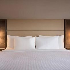 Crowne Plaza Englewood, an IHG Hotel