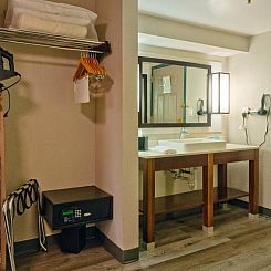 Country Inn & Suites by Radisson, Miami (Kendall), FL