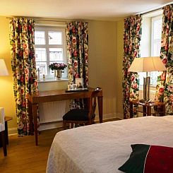 Romantik Hotel Zum Rosenhof