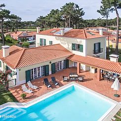 Villa Charneca