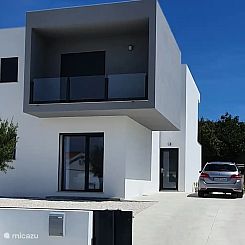 Casa Mikali