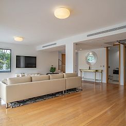 Vakantiehuis Ferienvilla "Gold Villa" mit eigenem Pool