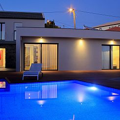 Vakantiehuis in Estreito Da Calheta mit Privatem Pool und Me