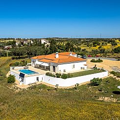 Vrijstaande woning in Ourique