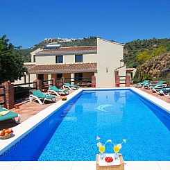 Vakantiehuis Villa Los Poyatos, beheizter Pool, Wifi, AC,BBQ