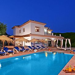 Vakantiehuis Villa Las Palomeras, Wifi, beheizter Pool, AC.