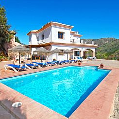 Vakantiehuis Villa Las Palomeras, Wifi, beheizter Pool, AC.