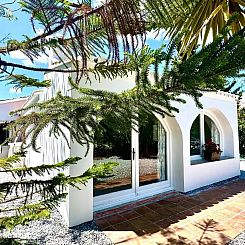 Villa vistas al lago