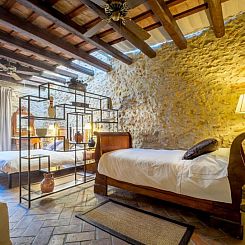 Can Felip Apartments