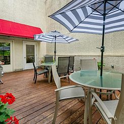 La Residence Suite Hotel