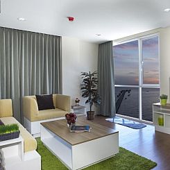 BBG Seaside Luxurious Service Apartment