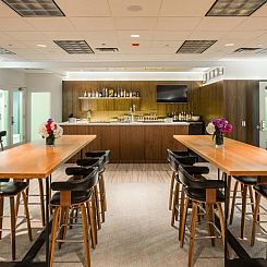 Kinzie Hotel