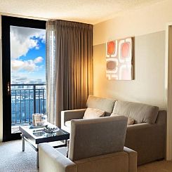 Crowne Plaza - Chicago West Loop, an IHG Hotel