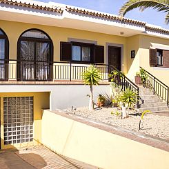 Vakantiehuis Geräumiges Haus mit exklusivem Schwimmbad und 