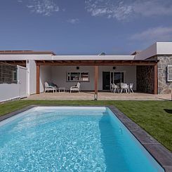 Vakantiehuis Modernes und helles Ferienhaus direkt am Meer, 