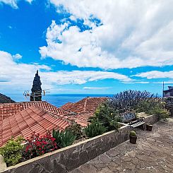 Vakantiehuis Haus mit Schwimmbad-Whirlpool in ruhiger Umgebu